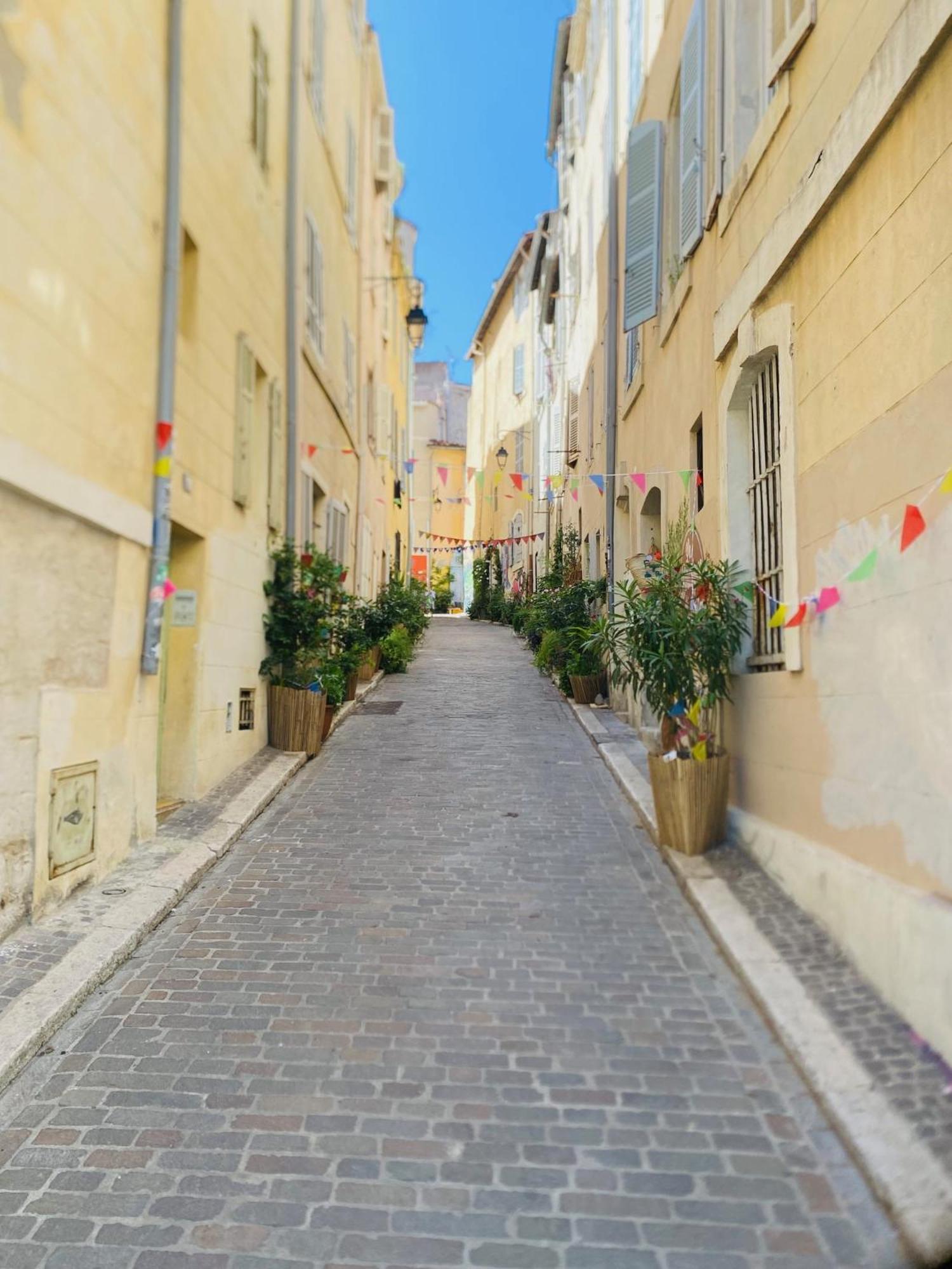 • Le Soleil Du Panier • Coeur Historique Apartment Marseille Bagian luar foto