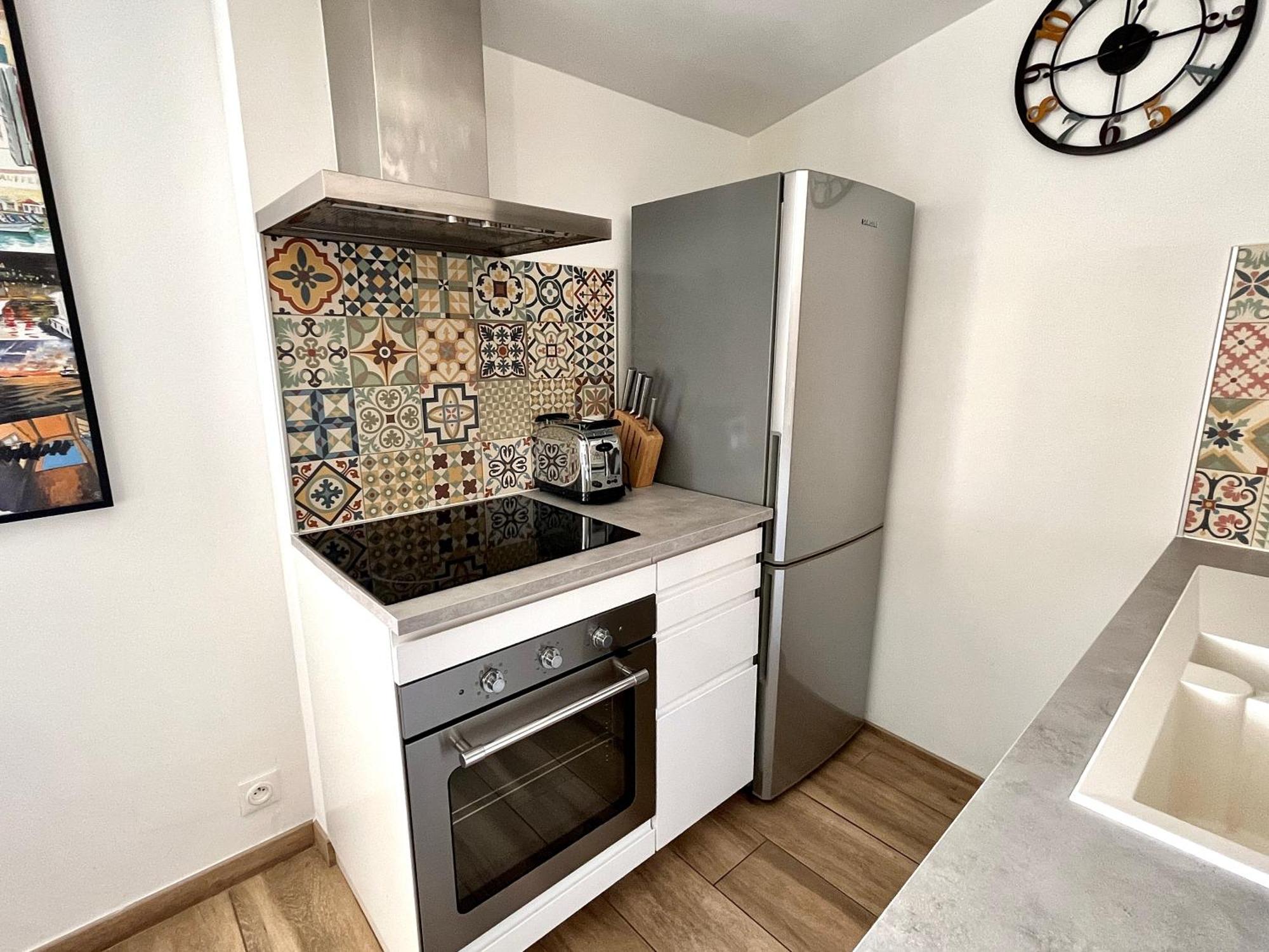 • Le Soleil Du Panier • Coeur Historique Apartment Marseille Bagian luar foto